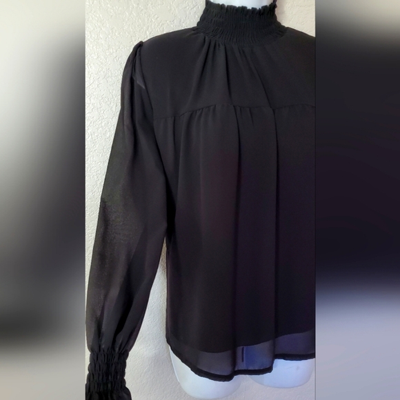 Boohoo Black Sheer Long  Sleeve Smocked Cuff &  Mock Neck Blouse Size 8 - Picture 5 of 9